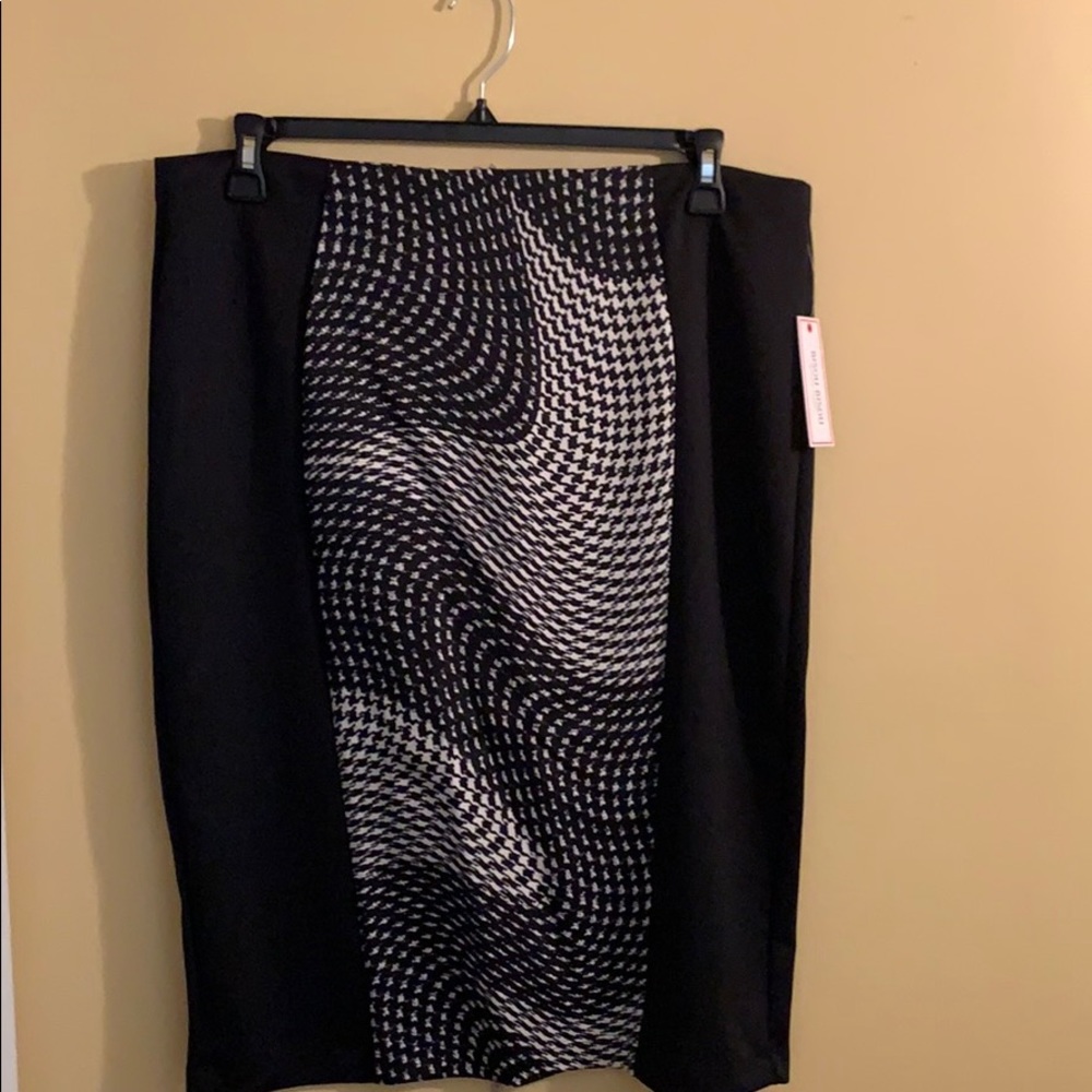 Women skirt